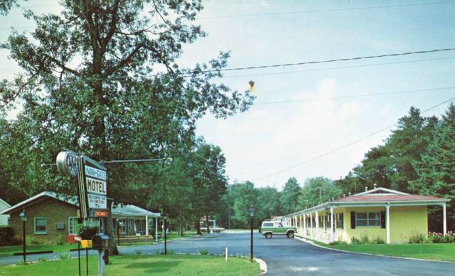 Indian River - Nor-Gate Motel (newer photo)
